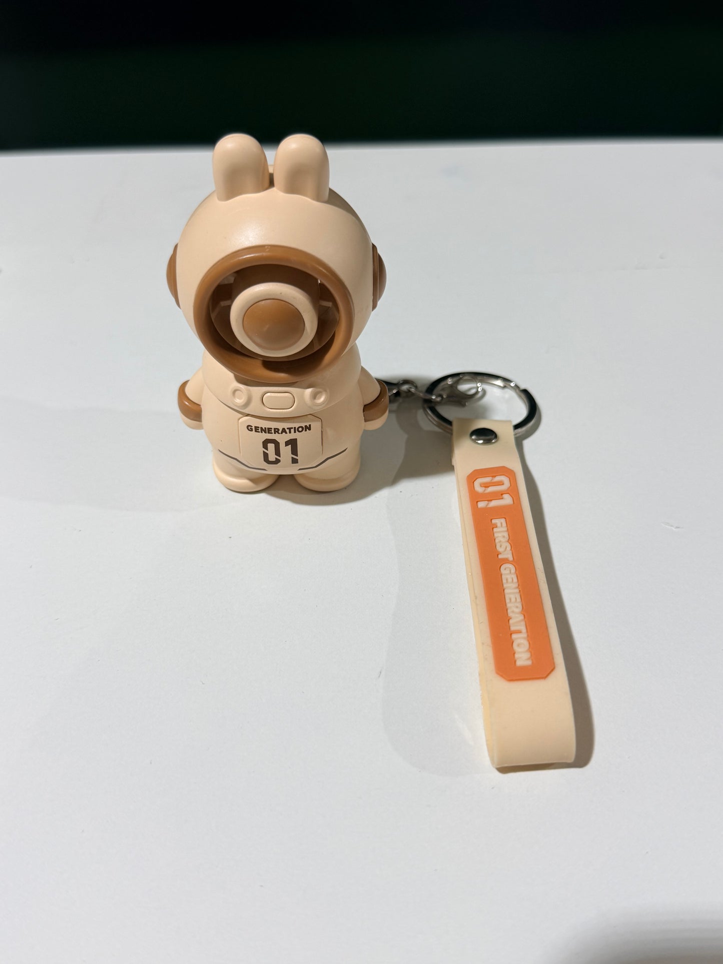 Space Rabbit Keychain Fan 太空兔钥匙扣风扇