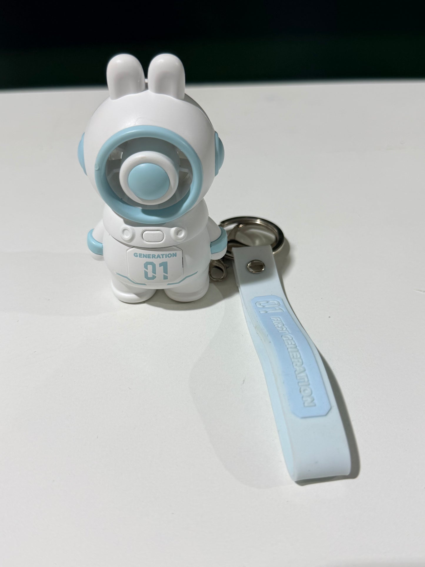 Space Rabbit Keychain Fan 太空兔钥匙扣风扇