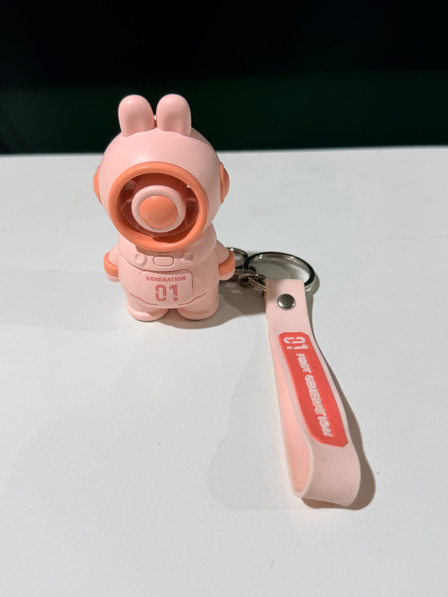 Space Rabbit Keychain Fan 太空兔钥匙扣风扇