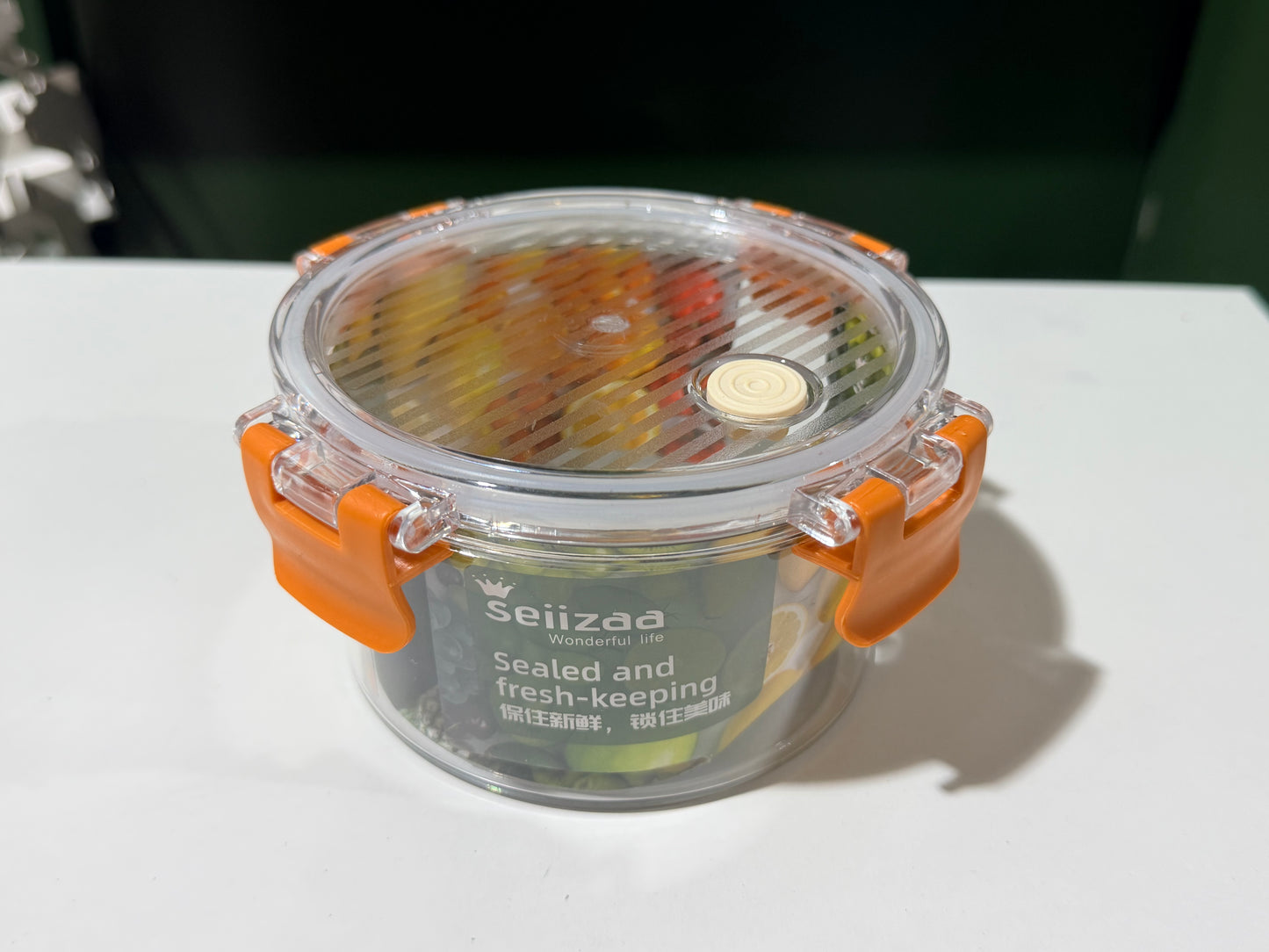 Round Airtight Food Storage Container(550ml) 圆形密封保鲜盒(550ml)